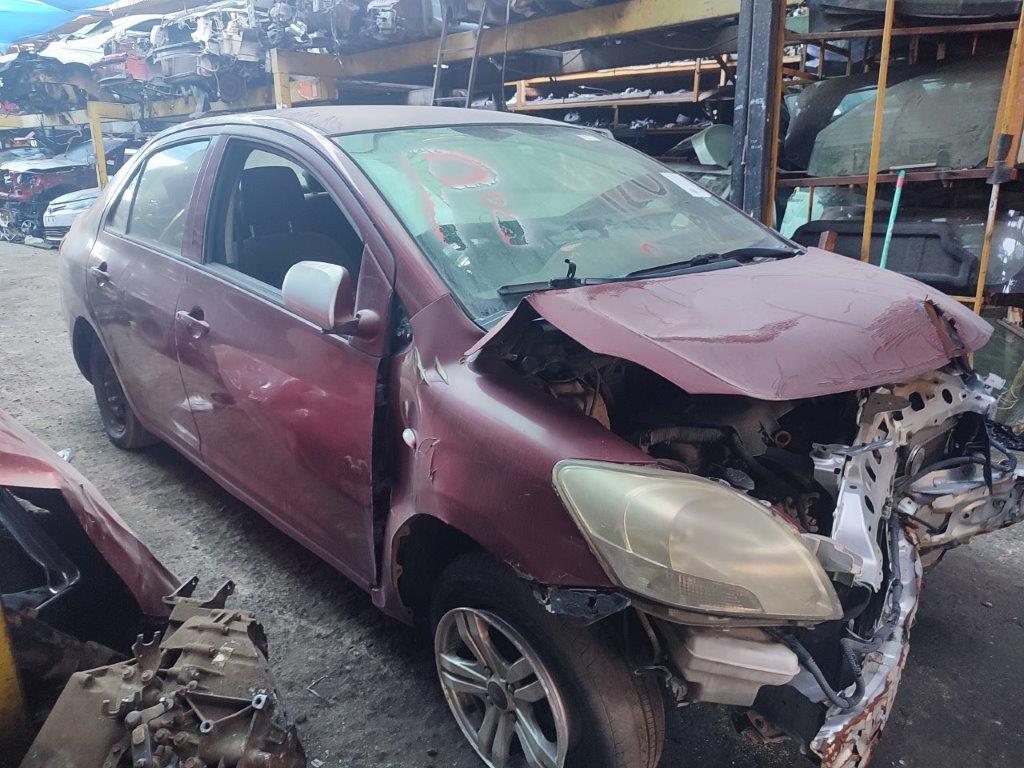  Toyota YARIS 2005    EN DESARME